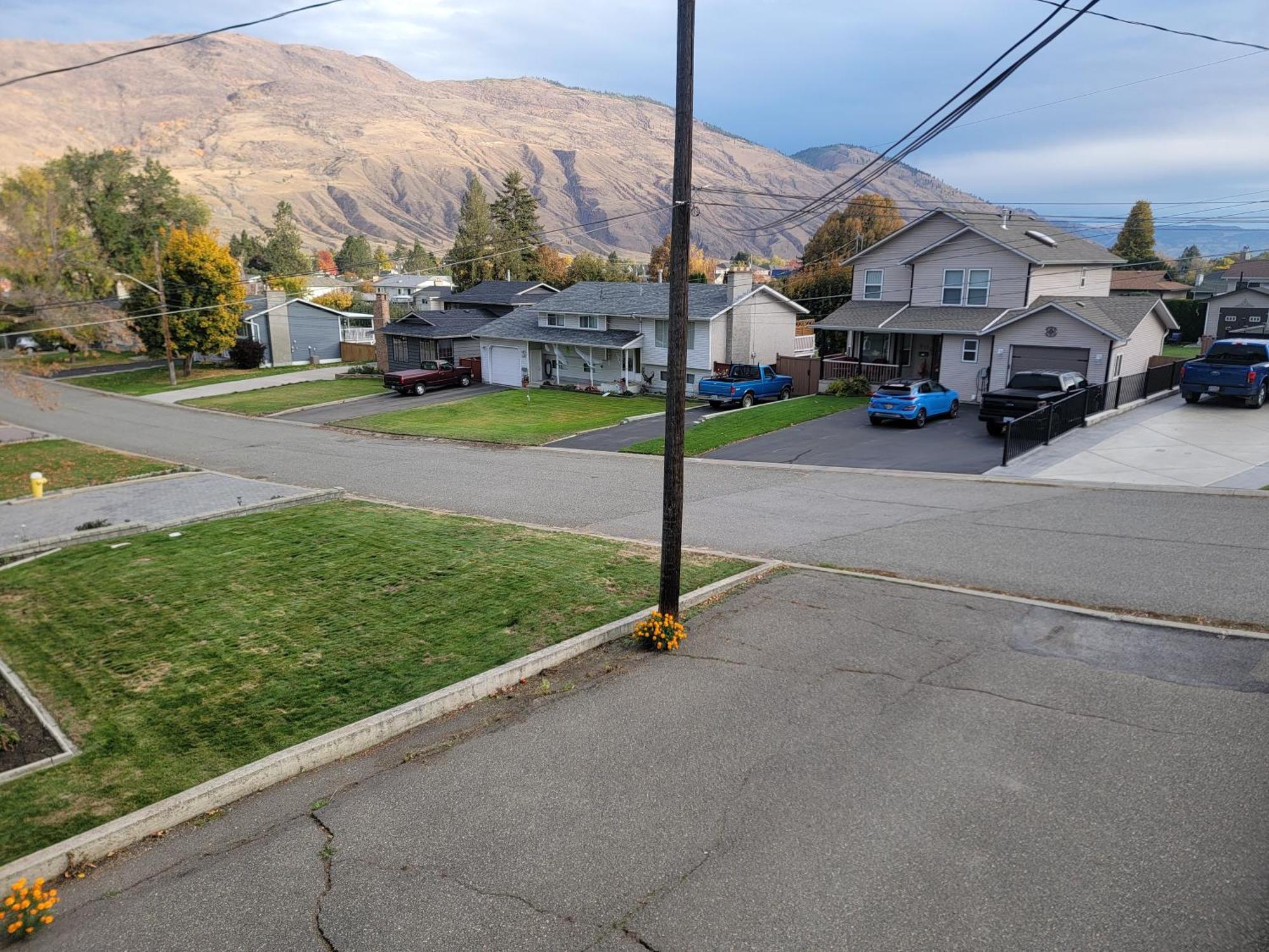 Charming - 2 Bedrooms Suite, 1 Full Bath & Family Room Kamloops Exterior foto
